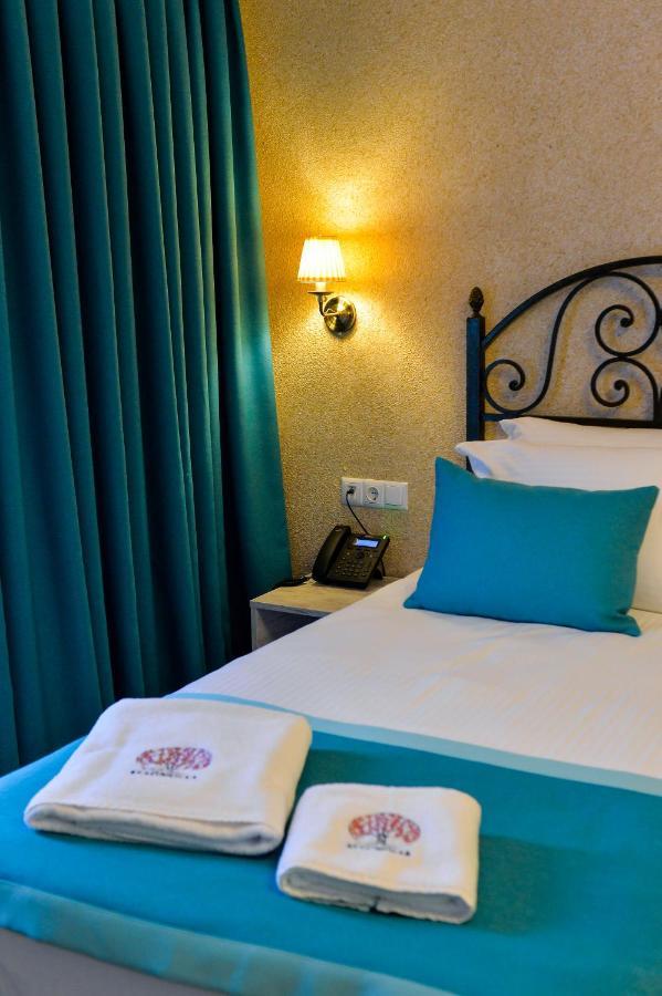 Hotel Magnolia In The City Centre Koutaïssi Extérieur photo