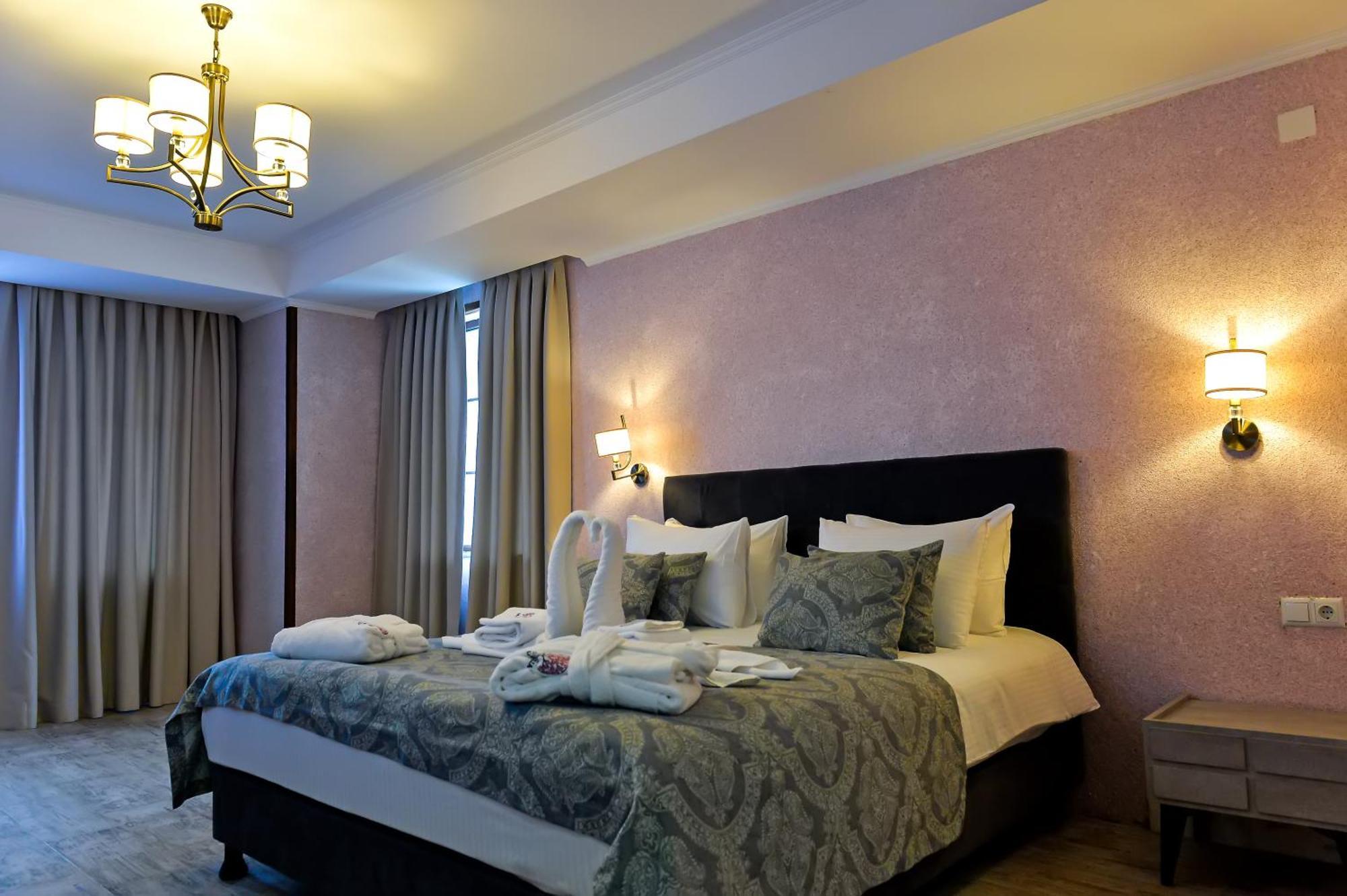 Hotel Magnolia In The City Centre Koutaïssi Extérieur photo
